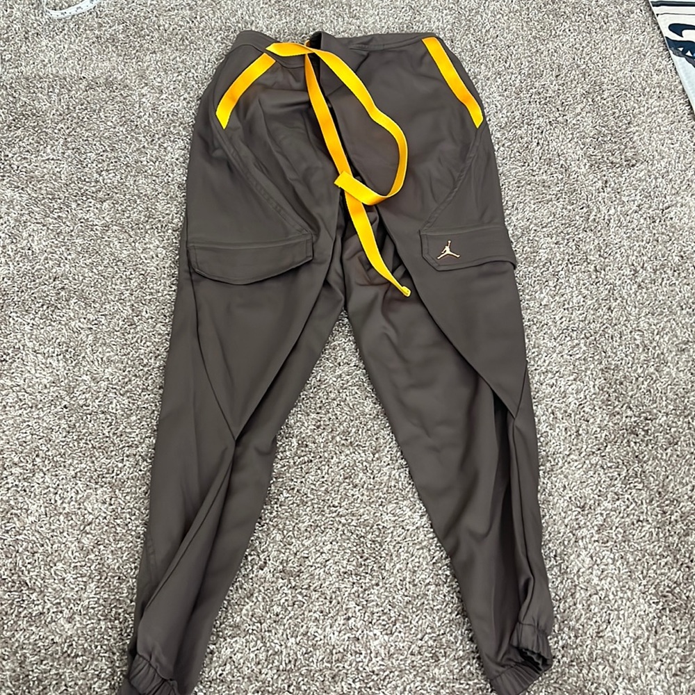 Jordan pant